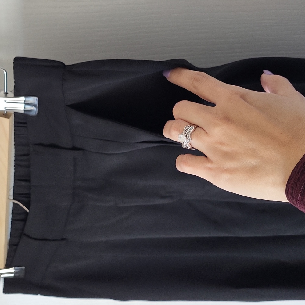 Black Wide-legged Trouser Pants Size Medium